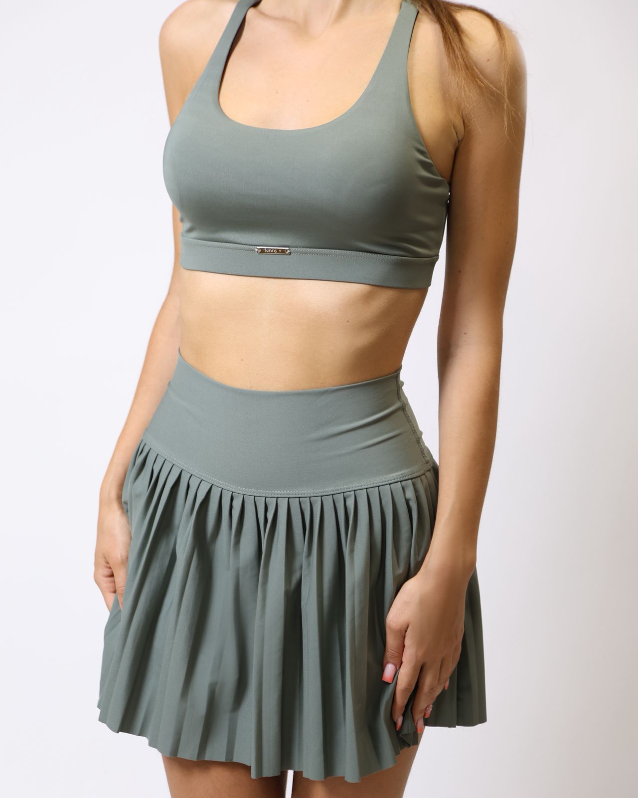 Crop Top & Fund Tenisi Jeshil - Image 2